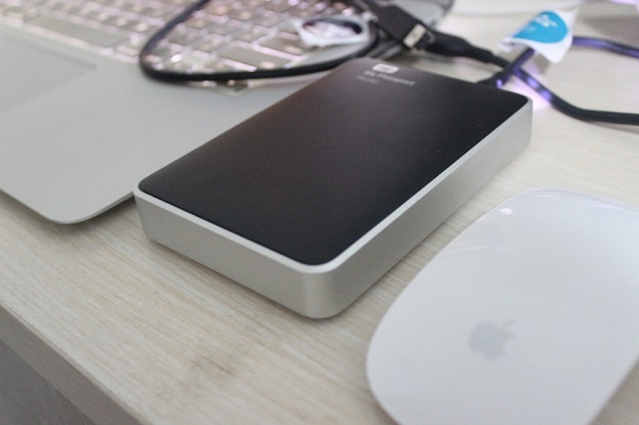 西部数据硬盘：My Passport Studio Mac