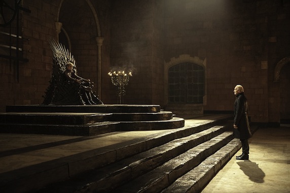 《权力的游戏》第三季剧照之铁王座