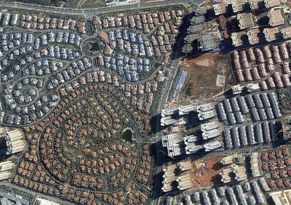 中国“鬼城”卫星图片